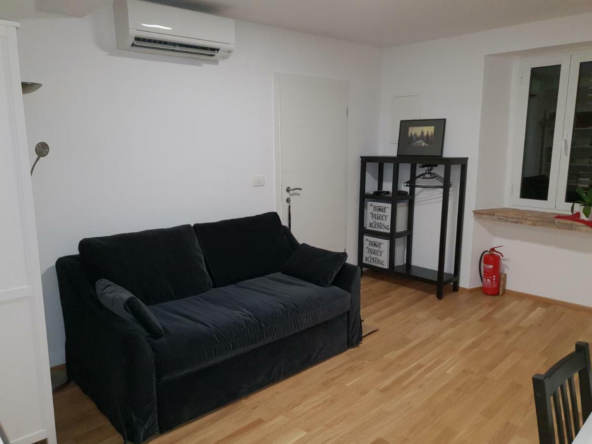 45 négyzetméteres, 1 hálószobás Apartman 1 fürdőszobával Izola területén Kültér fotó